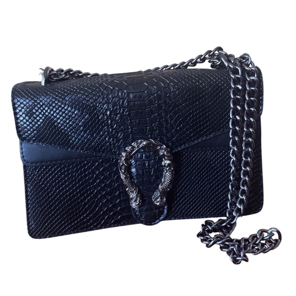 Myhozee Handbags - Myhozee Black Snakeskin Embossed Mermaid Buckle Chain Crossbody 
Bag 9.5x6.5x2.5